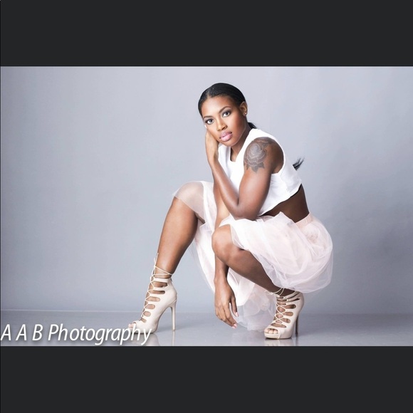 FOREVER 21 blush pink mesh skirt - Picture 3 of 12